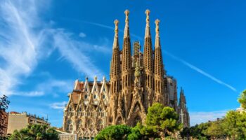 , La plus haute tour de la Sagrada Familia de Barcelone devrait être achevée en 2026, les travaux en 2033